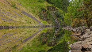 Preview wallpaper pond, landscape, slope, reflection, trees, nature