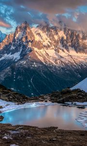 Preview wallpaper pond, mountains, snow