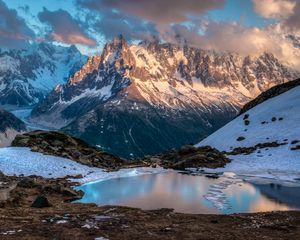 Preview wallpaper pond, mountains, snow