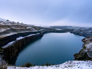 Preview wallpaper pond, shore, winter, nature