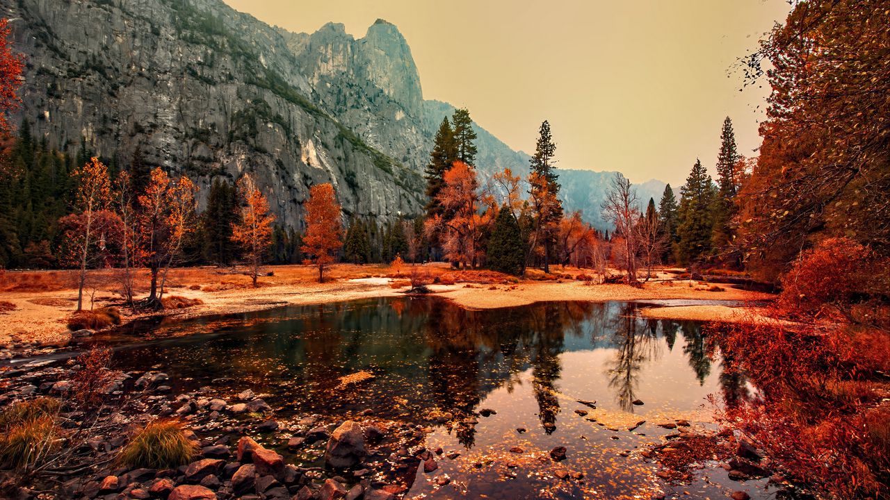 Wallpaper pond, trees, mountains, autumn