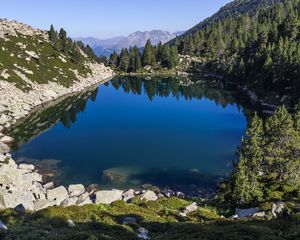 Preview wallpaper pond, trees, mountains, landscape