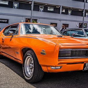 Preview wallpaper pontiac, gto, 1968, orange, bumper