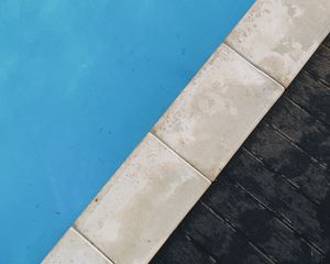 Preview wallpaper pool, water, bricks, surface