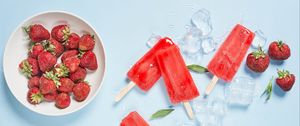 Preview wallpaper popsicles, ice cream, ice, dessert, strawberry