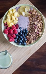 Preview wallpaper porridge, berries, blueberries, raspberries