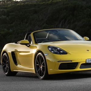 Preview wallpaper porsche, 718, boxster, convertible, yellow