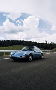 Preview wallpaper porsche 911, porsche, car, side view, road