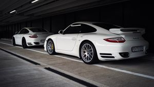 Preview wallpaper porsche 911 turbo s, porsche, car, white