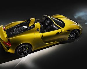 Preview wallpaper porsche, 918, yellow, spyder, supercar