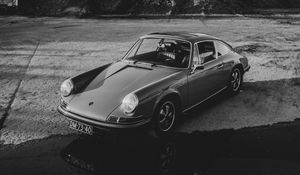 Preview wallpaper porsche, car, old, retro, bw