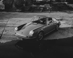 Preview wallpaper porsche, car, old, retro, bw