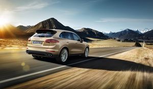 Preview wallpaper porsche, cayenne, turbo s, 2015