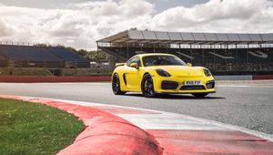 Preview wallpaper porsche, cayman, gt4, yellow, side view