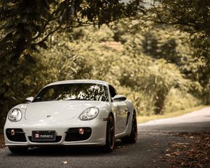 Preview wallpaper porsche cayman s, porsche, car, sports car, white, front view, asphalt