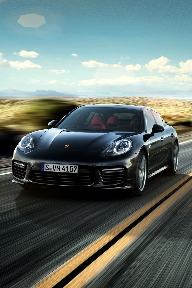 Nếu bạn là fan của các loại xe hơi sang trọng và tốc độ, thì hình nền iPhone 4s với chiếc xe Porsche Panamera đen chắc chắn sẽ là một lựa chọn hoàn hảo. Tải về để trang trí điện thoại và thể hiện đẳng cấp của bạn.