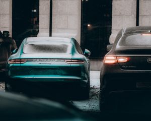 Preview wallpaper porsche panamera, porsche, car, green, parking