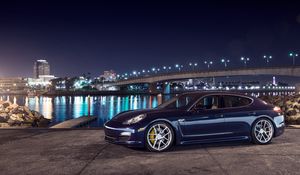 Preview wallpaper porsche, panamera s, city, night, side view