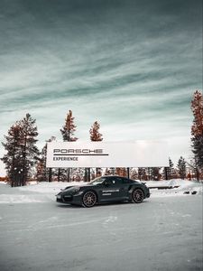 Preview wallpaper porsche, side view, snow, winter