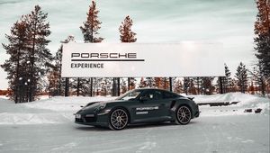 Preview wallpaper porsche, side view, snow, winter