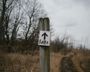 Preview wallpaper post, sign, arrow, pointer, forest, falls