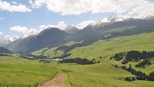 Preview wallpaper prairie, cajun, mountains, grass