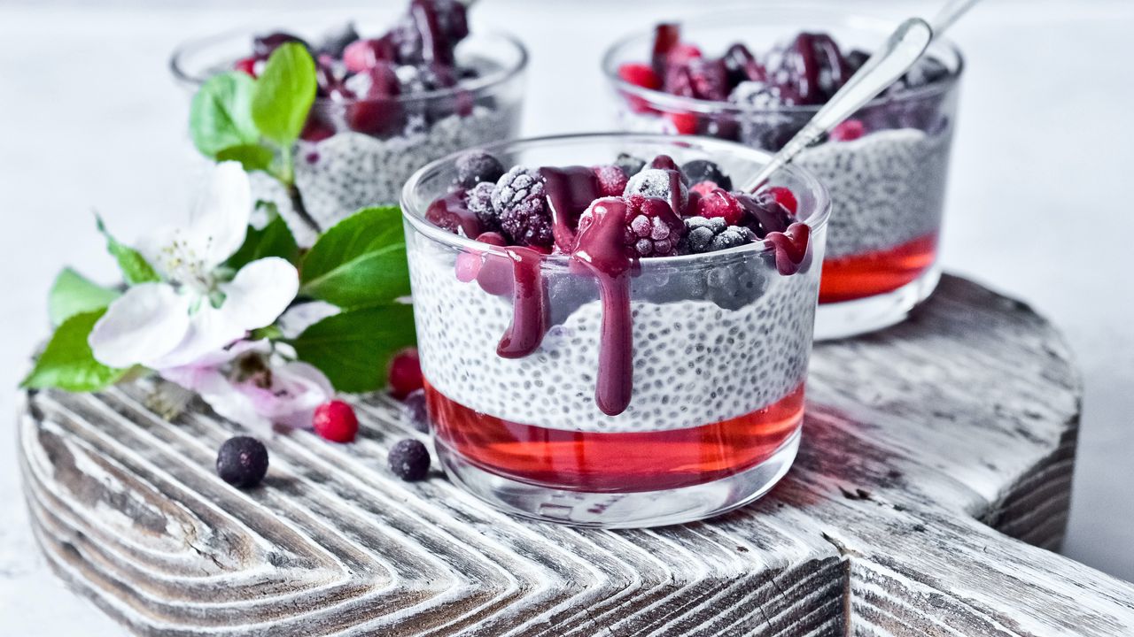 Wallpaper pudding, berries, dessert