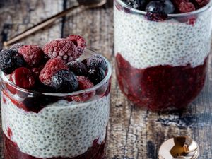 Preview wallpaper pudding, chia, berries, dessert, food