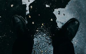 Preview wallpaper puddle, feet, reflection, asphalt, wet