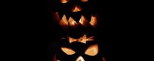 Preview wallpaper pumpkin, glow, dark, halloween
