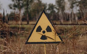 Preview wallpaper radiation, sign, warning, symbol