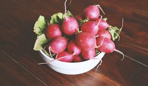 Preview wallpaper radish, vegetables, vitamins