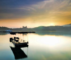 Preview wallpaper raft, morning, lake, mountains, fog