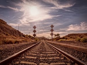 Preview wallpaper railroad, rails, sun, light