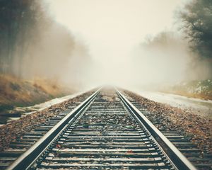 Preview wallpaper railway, fog, autumn, direction
