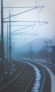 Preview wallpaper railway, fog, turn, station