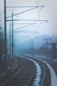 Preview wallpaper railway, fog, turn, station