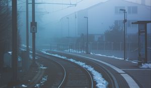 Preview wallpaper railway, fog, turn, station