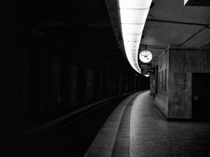 Preview wallpaper railway, metro, bw, station, clock, underground