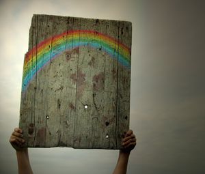 Preview wallpaper rainbow, pattern, wooden, hands, plate