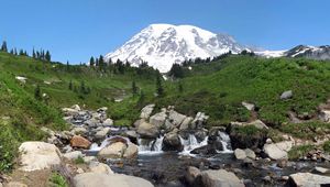 Preview wallpaper rainier, washington, usa, mountain, river