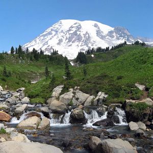 Preview wallpaper rainier, washington, usa, mountain, river