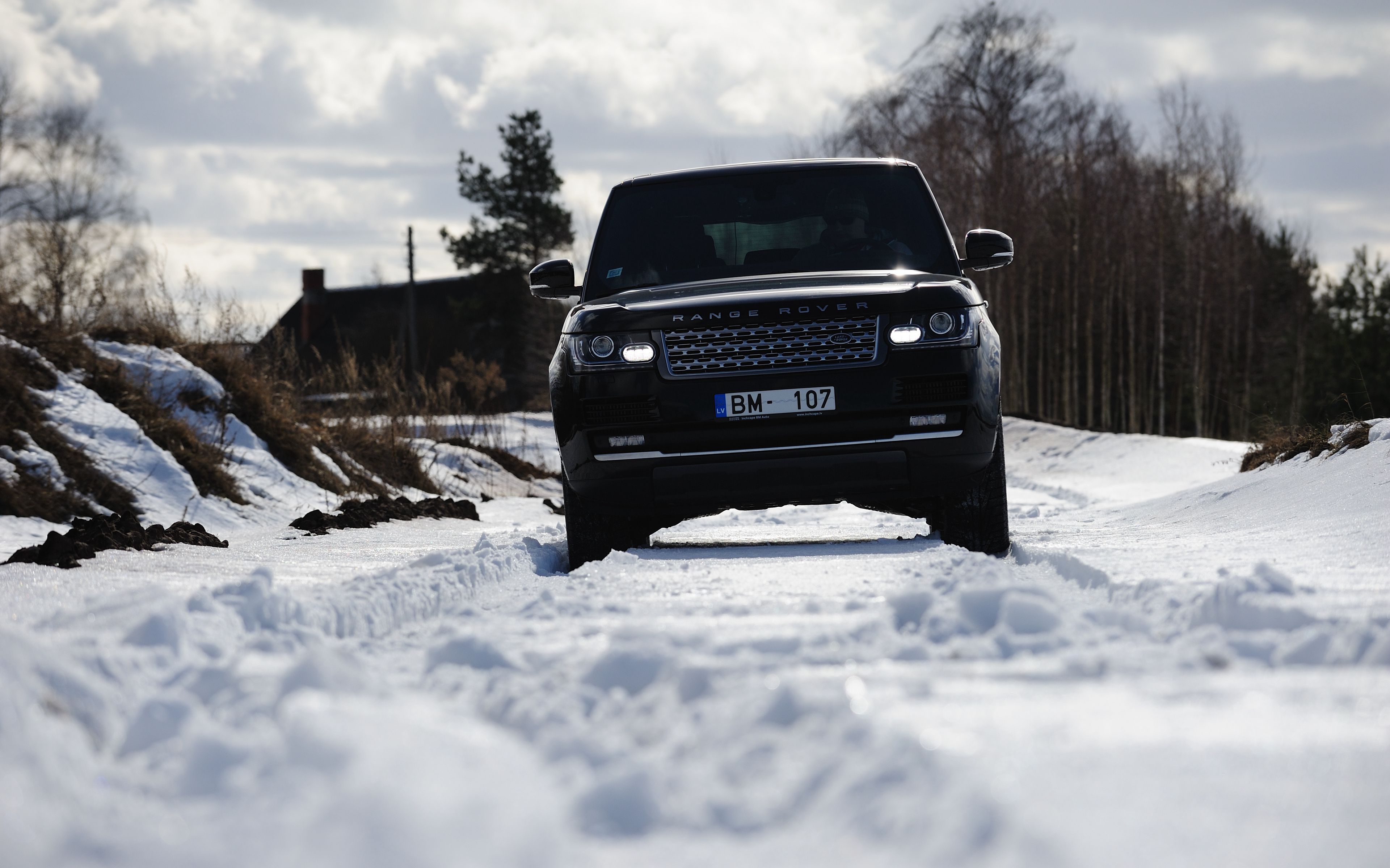 Download wallpaper 3840x2400 range rover, car, suv, black, snow, winter 4k  ultra hd 16:10 hd background