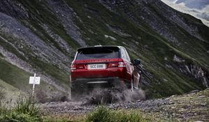 Preview wallpaper range rover sport, range rover, car, red, dust, gravel