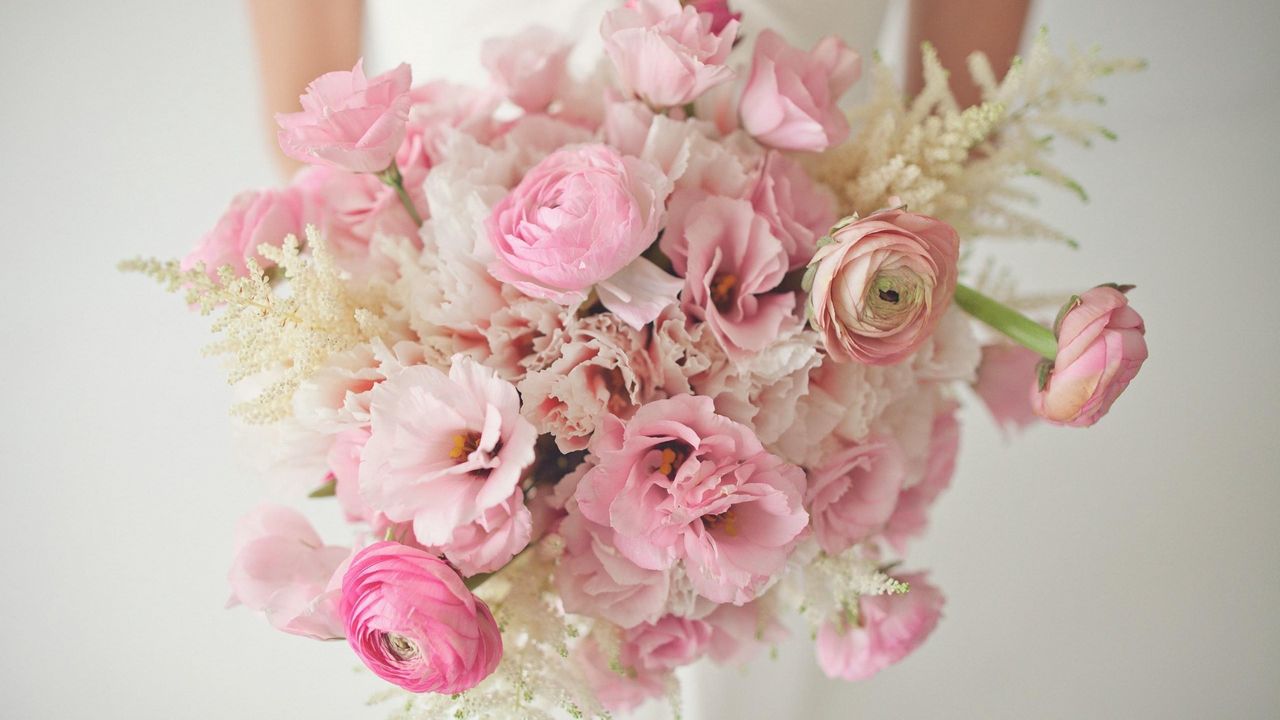 Wallpaper ranunkulyus, flowers, bouquet, bride, tenderness