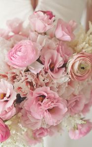 Preview wallpaper ranunkulyus, flowers, bouquet, bride, tenderness