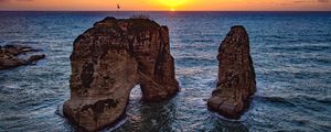 Preview wallpaper raouche rocks, beirut, lebanon, sea, sunset