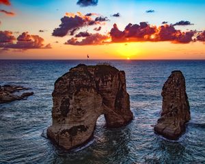 Preview wallpaper raouche rocks, beirut, lebanon, sea, sunset