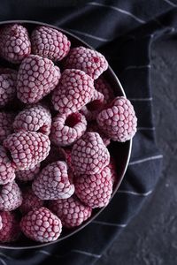 Preview wallpaper raspberries, berries, frozen