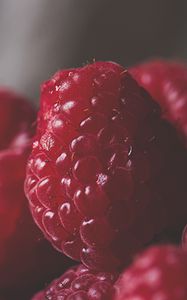 Preview wallpaper raspberries, berries, macro, ripe, fresh